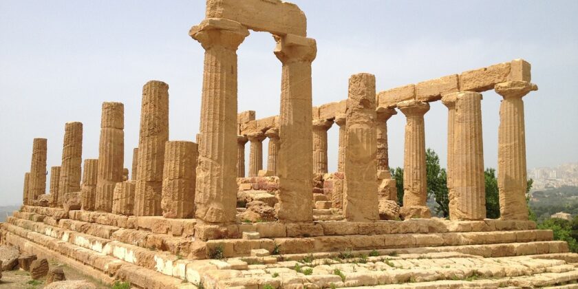 Tempio greco ad Agrigento-Foto da pixabay.com