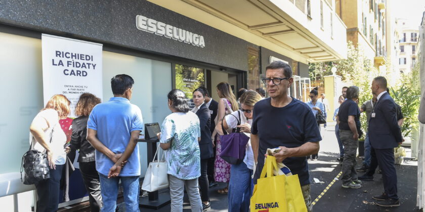 Un supermercato Esselunga-Foto da pixabay.com