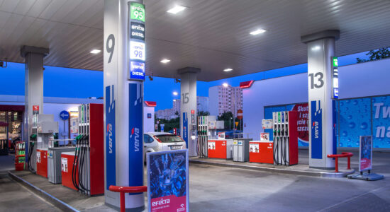 Bonus benzina 80 euro-Foto da imagoeconomica