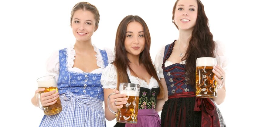 Cameriera all'Oktoberfest-Foto da pixabay.com