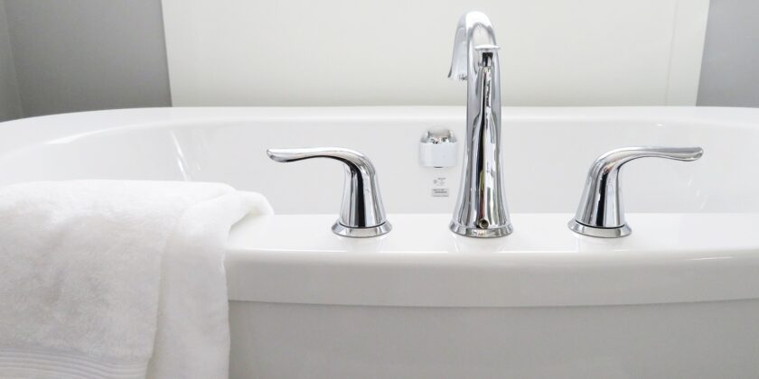 Come risparmiare acqua in bagno-Foto da pixabay.com
