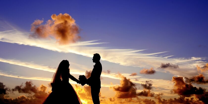 Come vestirsi a 40 e 50 anni per un matrimonio-Foto da pixabay.com