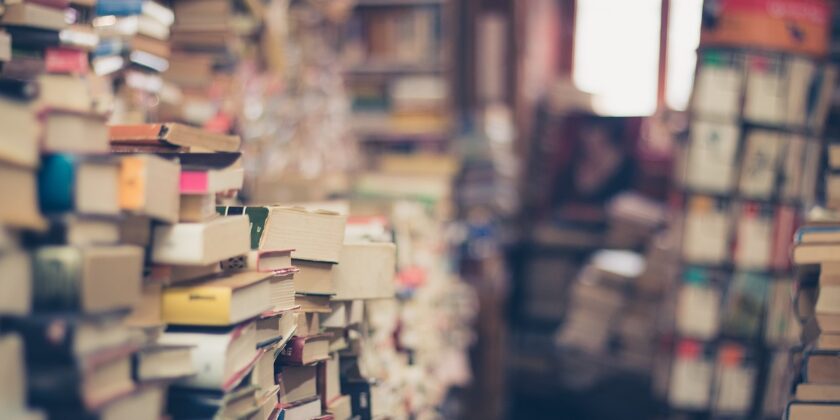 Libri che valgono anche 2.000 euro-Foto da pixabay.com