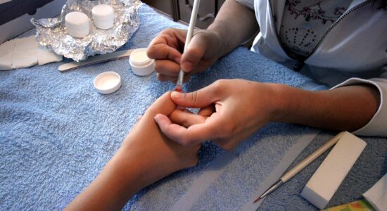 Manicure-Foto da imagoeconomica