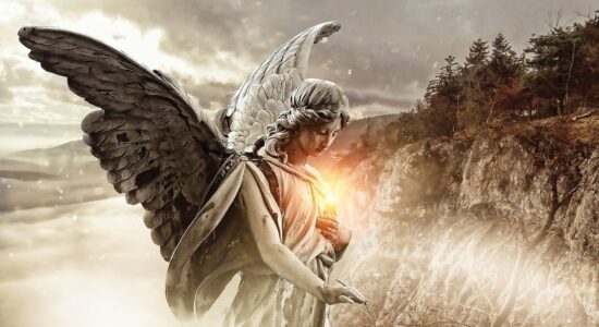 Oroscopo-illustrazione di un angelo custode-Foto da pixabay.com
