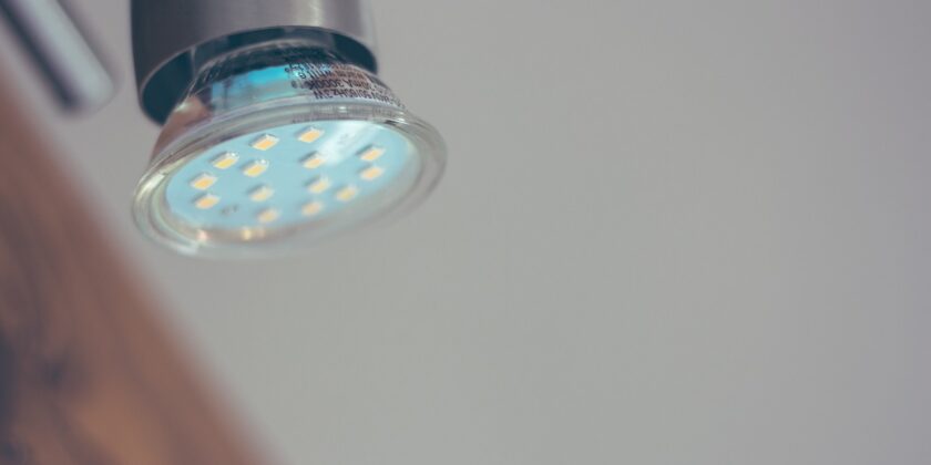 Quanto si risparmia con le lampadine a LED-Lampadine a Led-Foto da pixabay.com