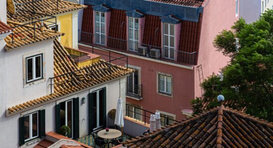 Scorcio della città di Lisbona-Foto da pixabay.com