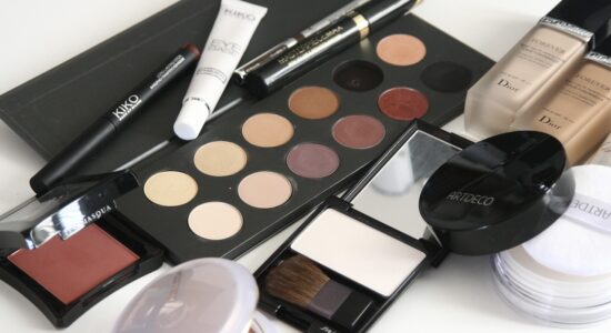 Sguardo magnetico e ciglia extra lunghe con questi 3 mascara-Foto da pixabay.com