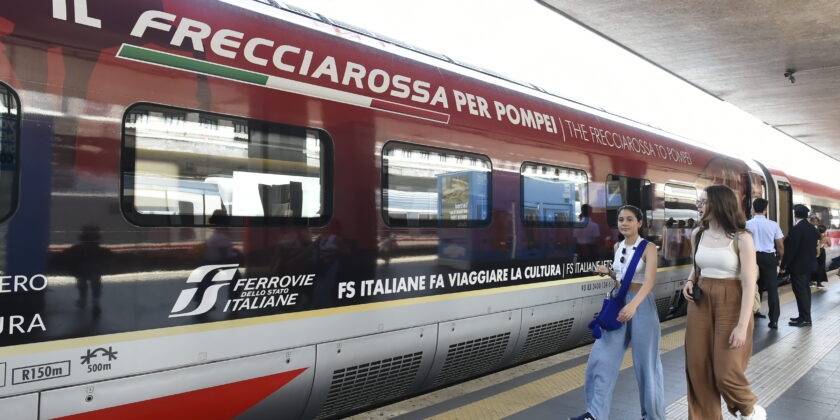 Viaggiare in treno-Foto da imagoeconomica