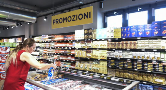 I 3 liquori più buoni ed economici da comprare al supermercato-Foto da imagoeconomica