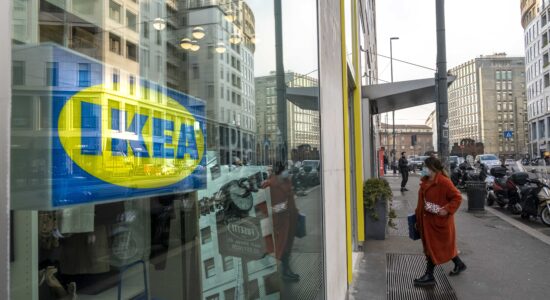 Ikea spiazza tutti con le nuove decorazioni di Natale-Foto da imagoeconomica
