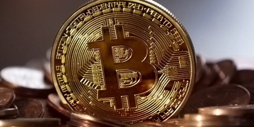 Il Bitcoin potrebbe continuare a salire ma ora c'è un leggero ipercomprato di breve termine-Foto da pixabay.com
