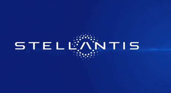 Il logo Stellantis-Foto da imagoeconomica