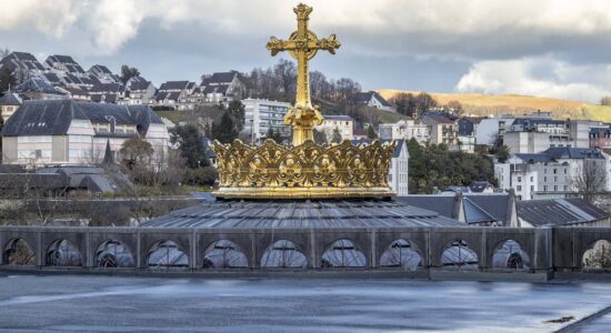Lourdes-Foto da pixabay.com