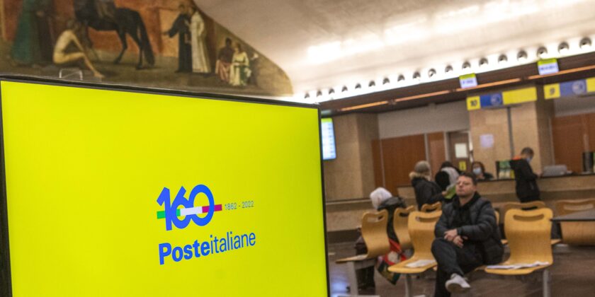 Poste Italiane quasi raddoppia il tasso di rendimento del libretto Supersmart 360 giorni-Foto da imagoeconomica