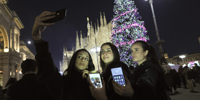 Quanto costa un albero di Natale-Foto da imagoeconomica
