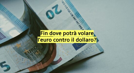 L'euro potrebbe chiudere l'anno sui massimi contro il dollaro