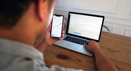 Dove potrebbero arrivare queste 3 azioni di Wall Street secondo il consenso degli analisti-Foto da pixabay.com
