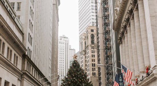 Le previsioni di Wall Street per 3 titoli nel 2024