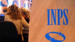Novità dall’INPS per il bonus stipendio-Foto da imagoeconomica