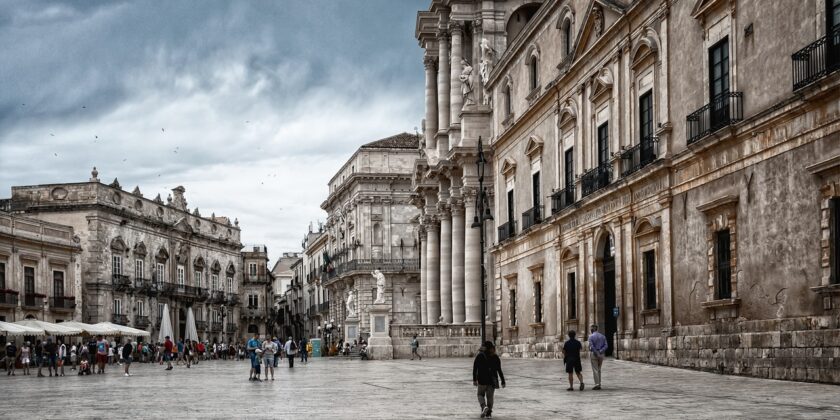 Scegliere Siracusa per andare a vivere al caldo facendo una bella vita senza uscire dall'Italia