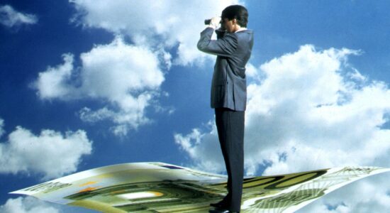 Un cambio valutario che da ora potrebbe tornare a salire-Foto da imagoeconomica