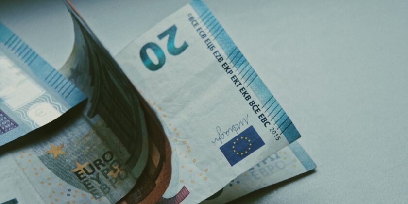 Ottima performance dell'euro contro il dollaro