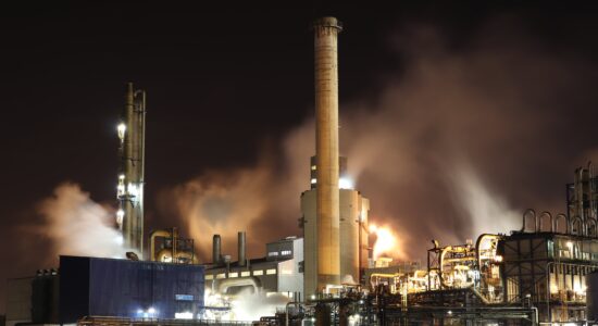 Per il petrolio l'ultimo scorcio dell'anno potrebbe essere al ribasso